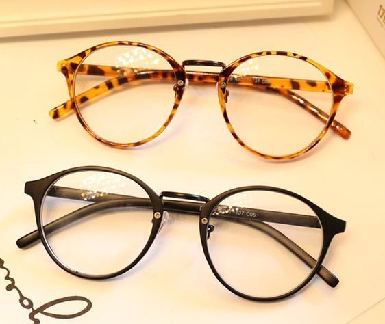 112 1 562x474 - خرید آنلاین انواع عینک طبی بولگاری